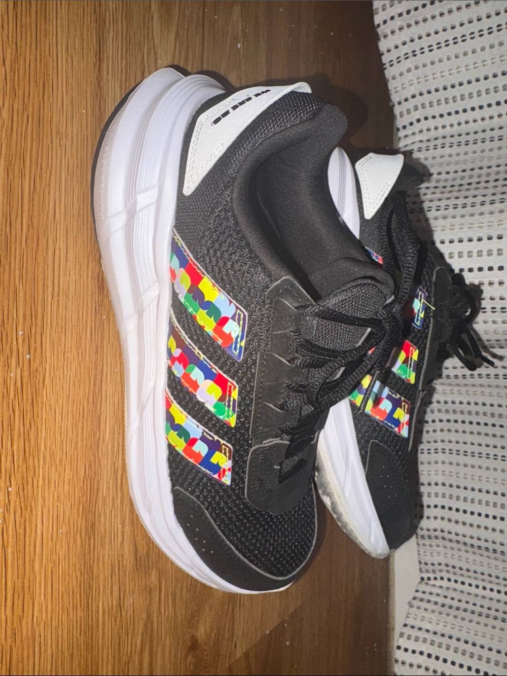 adidas FIFA World Cup 2026 volunteer shoes sz 8 women